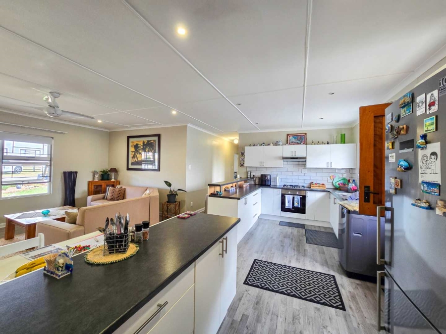 3 Bedroom Property for Sale in Stilbaai Wes Western Cape